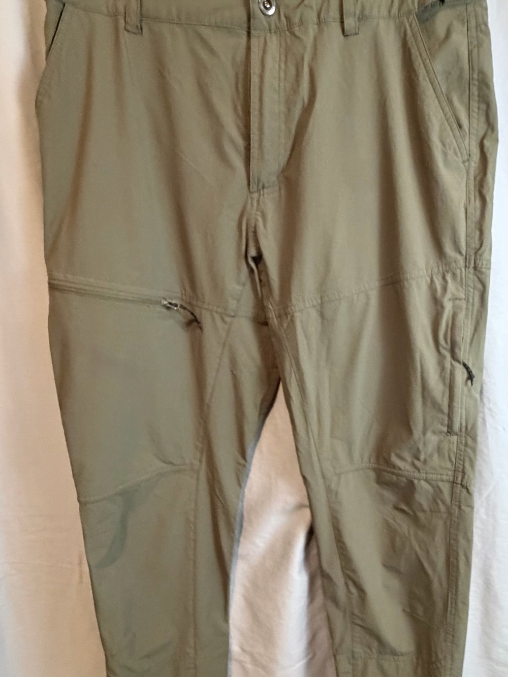 Magellan Outdoors Men's Olive Green Cargo Pants